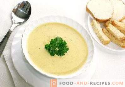 Sopa de batata com purê de queijo