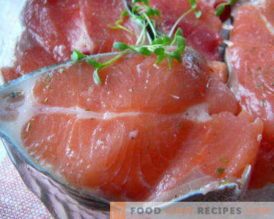 Come accarezzare il salmone rosa a casa è gustoso e veloce, in vari modi